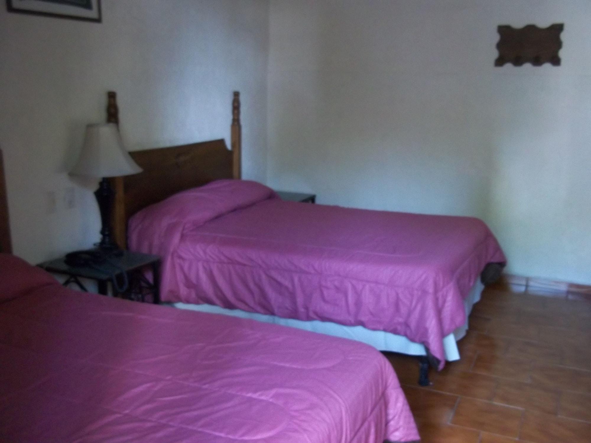Hotel El Carmen, Морелія Екстер'єр фото