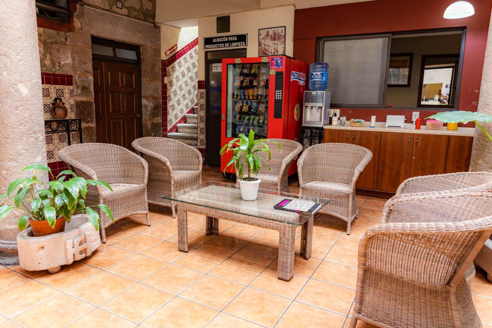 Hotel El Carmen, Морелія Екстер'єр фото