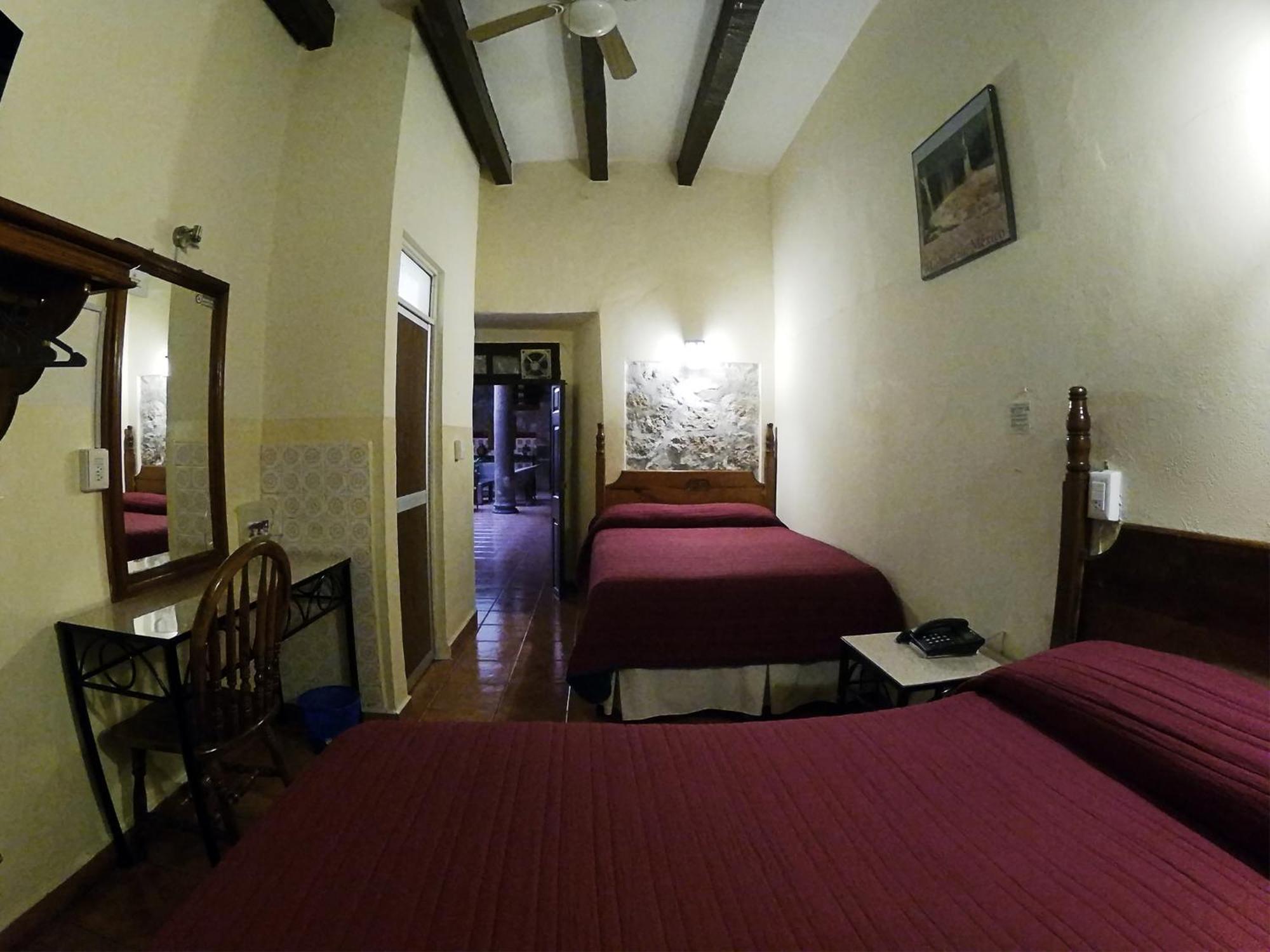 Hotel El Carmen, Морелія Екстер'єр фото