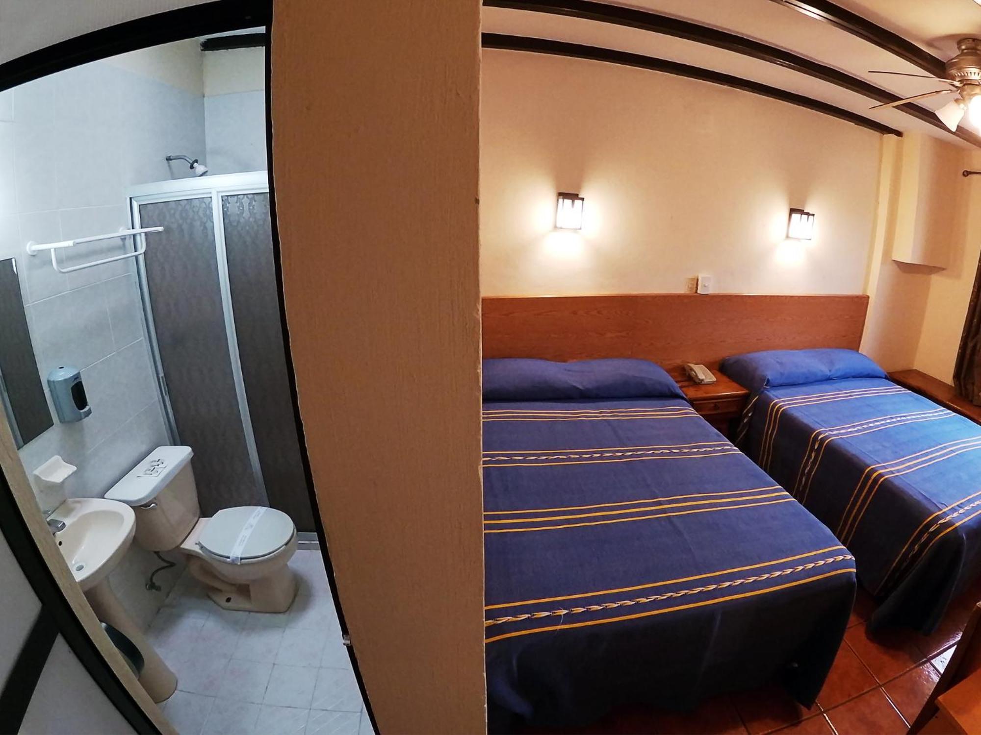 Hotel El Carmen, Морелія Екстер'єр фото
