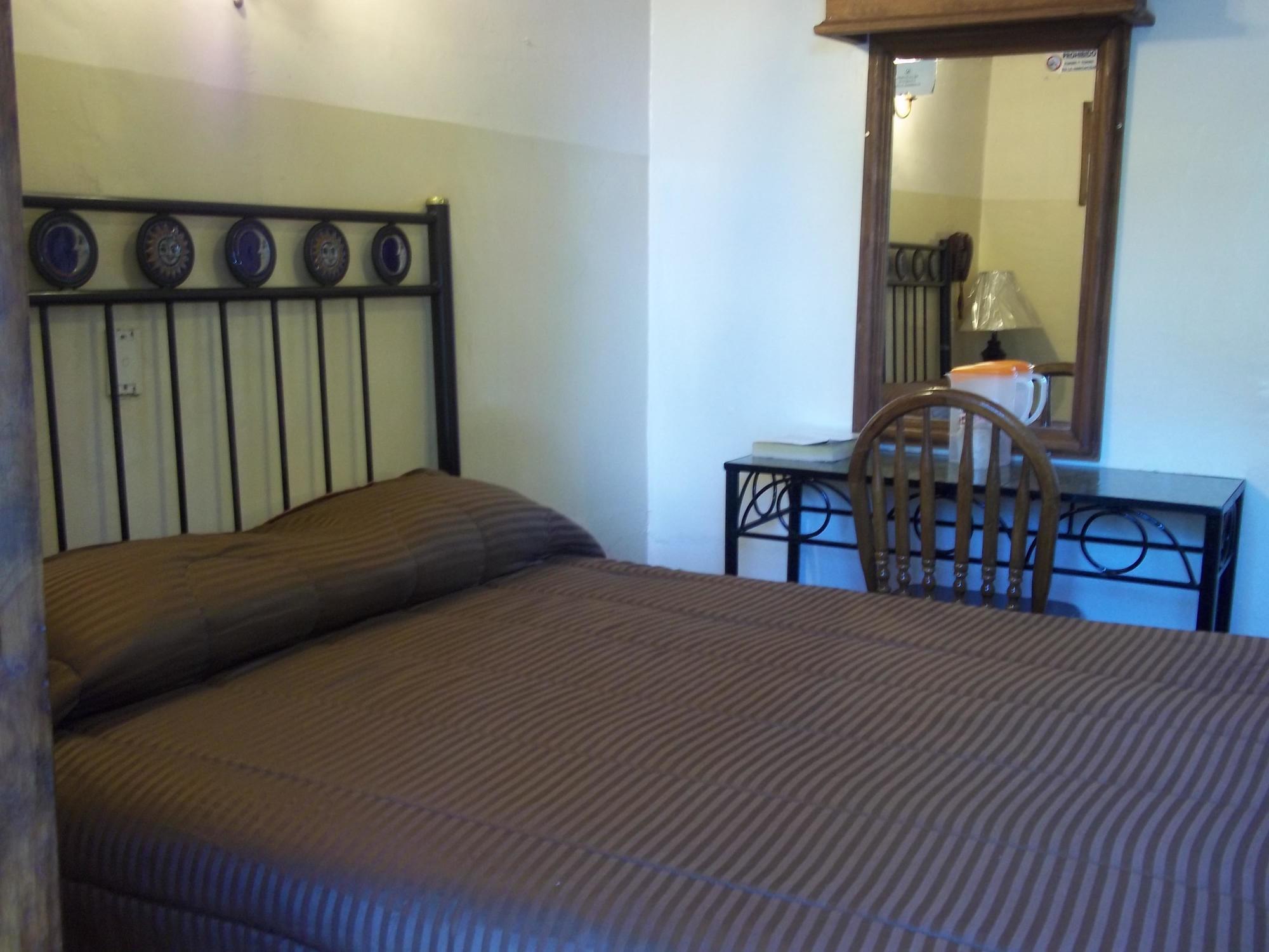 Hotel El Carmen, Морелія Екстер'єр фото